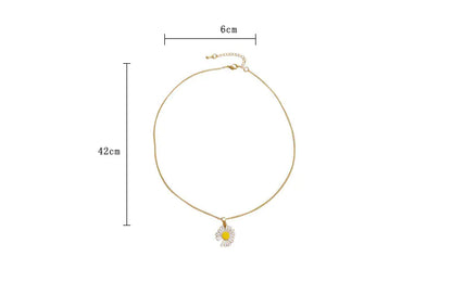 Sunlit Daisy Necklace